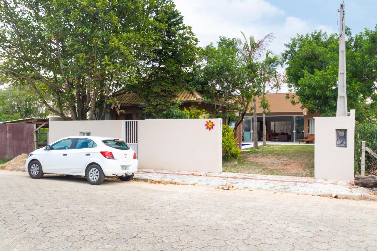 Casa Frank Com Piscina Em Mariscal Villa Bombinhas Buitenkant foto